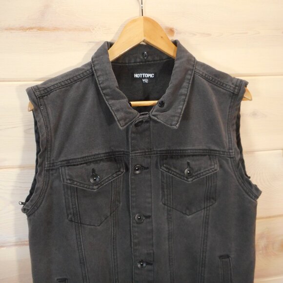 Hot Topic Denim Vest Faded Black Men's M Punk Grunge Goth [Missing Parts] - Picture 2 of 10